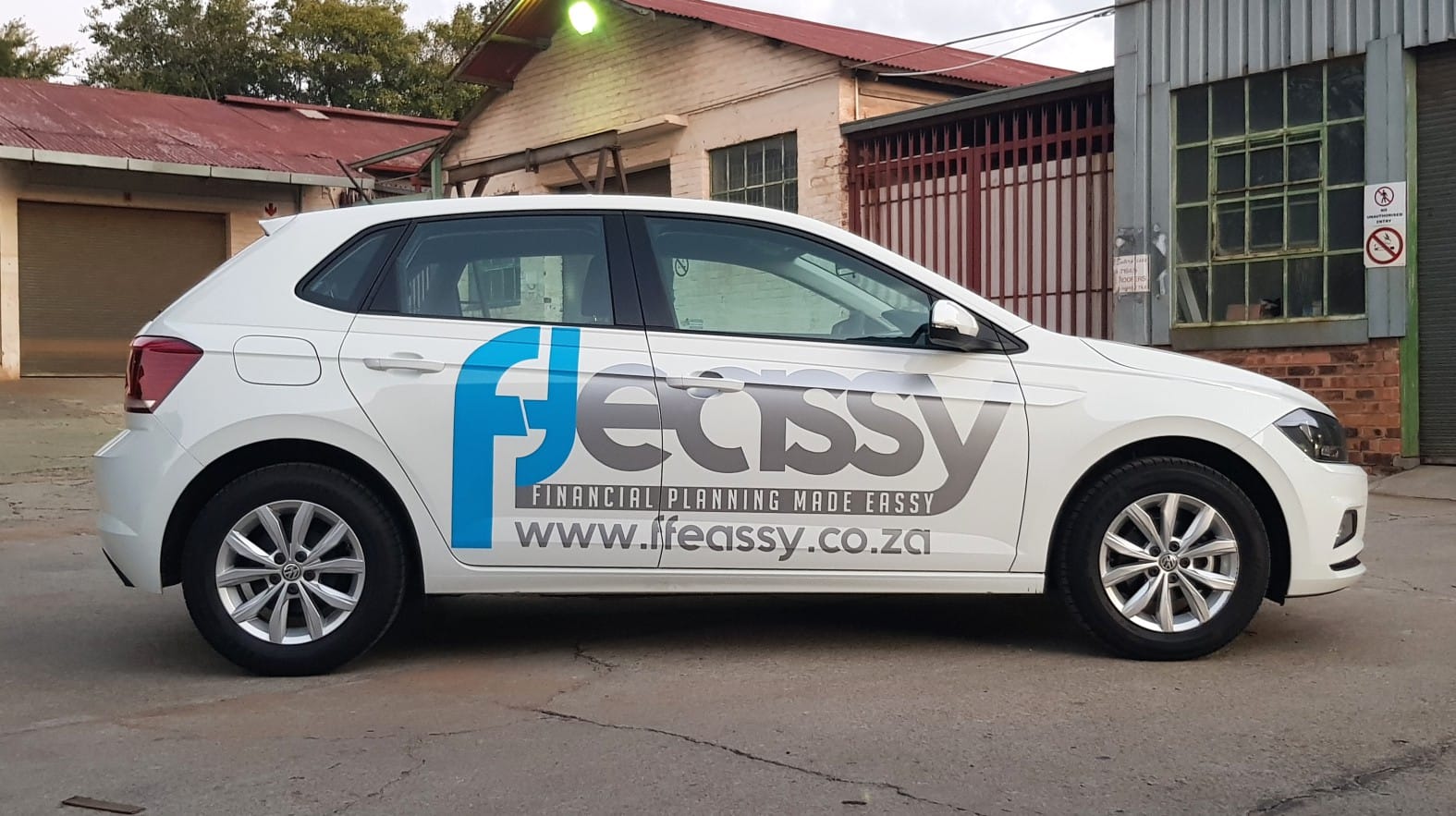 Vehicle Branding 15