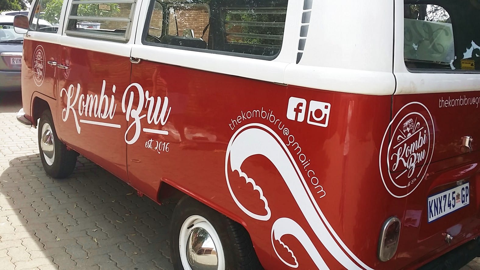 Vehicle Branding 23